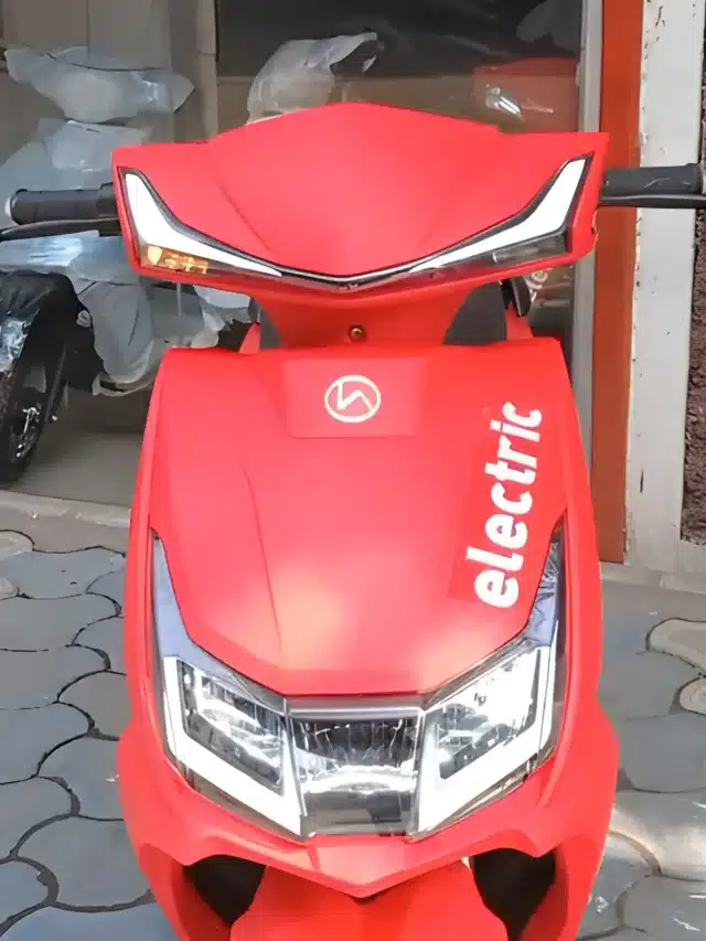 Hero Electric Atria LX 3_11zon