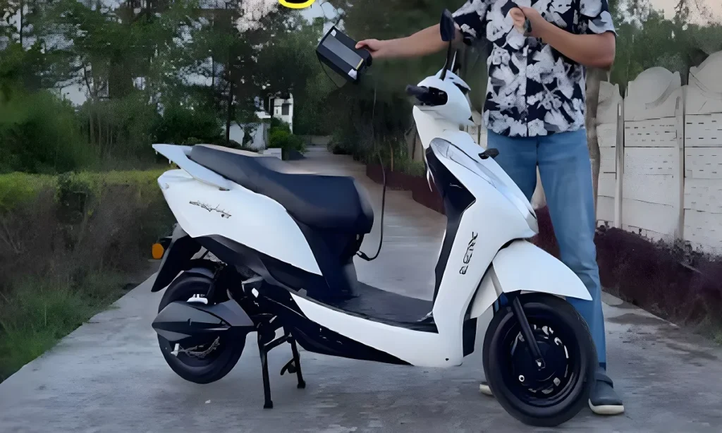 मात्र 74999 में घर लाएं Ampere Magnus EX इलेक्ट्रिक स्कूटी, देखे रेंज और टॉप स्पीड क्या है इसकी 2 मात्र 74999 में घर लाएं Ampere Magnus EX इलेक्ट्रिक स्कूटी