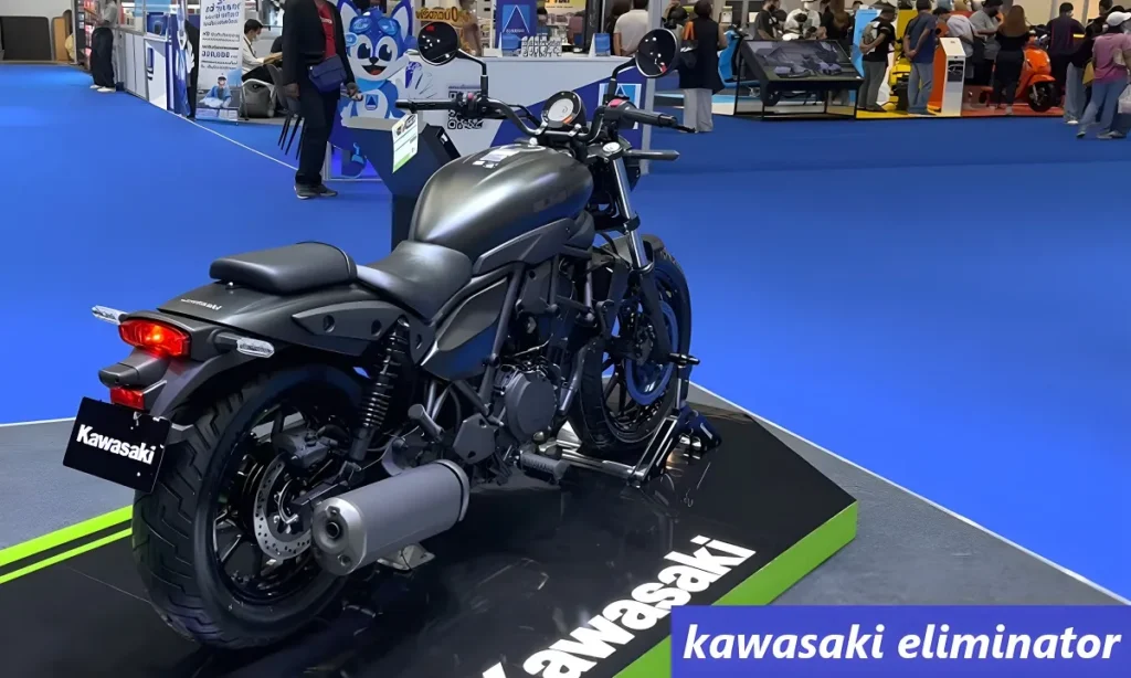 451 सीसी का इंजन और शानदार माइलेज के साथ घर लाये न्यू Kawasaki Eliminator बाइक, देखे कीमत और टॉप स्पीड क्या है 2 451 सीसी का इंजन और शानदार माइलेज के साथ घर लाये न्यू Kawasaki Eliminator बाइक