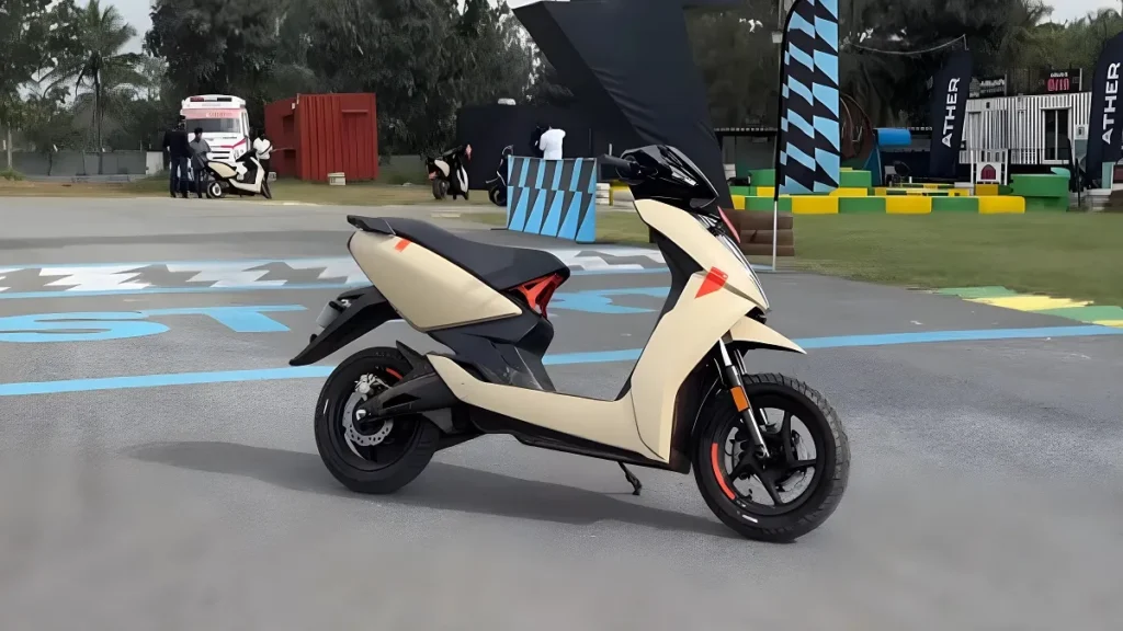 ather 450x electric scooter 2025 : देखे कीमत EMI प्लान टॉप स्पीड रेंज और फीचर क्या है 2 ather 450x e scooter